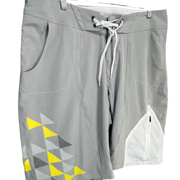 Sea Doo Pulse Boardshorts Mens Size 34 Gray Pockets Stretch Watersports Athletic - Picture 3 of 16